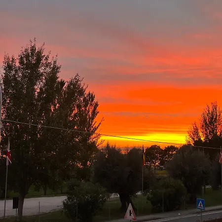 Levar Del Sole باسّينيانو سول تْرازي